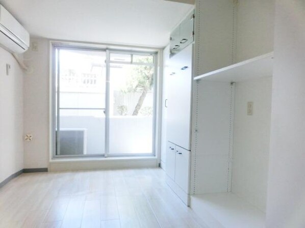 エマーレ中野新橋の物件内観写真